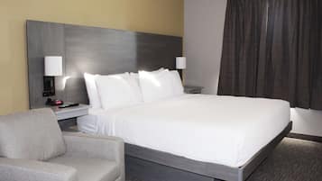 Bureau, rideaux occultants, Wi-Fi gratuit, draps fournis