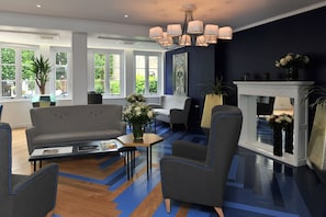 Lobby sitting area