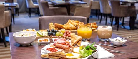Daily buffet breakfast for a fee