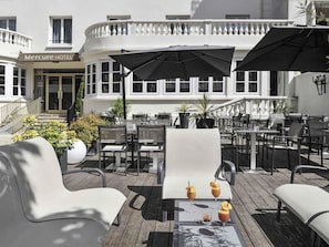 Bar (in der Unterkunft)