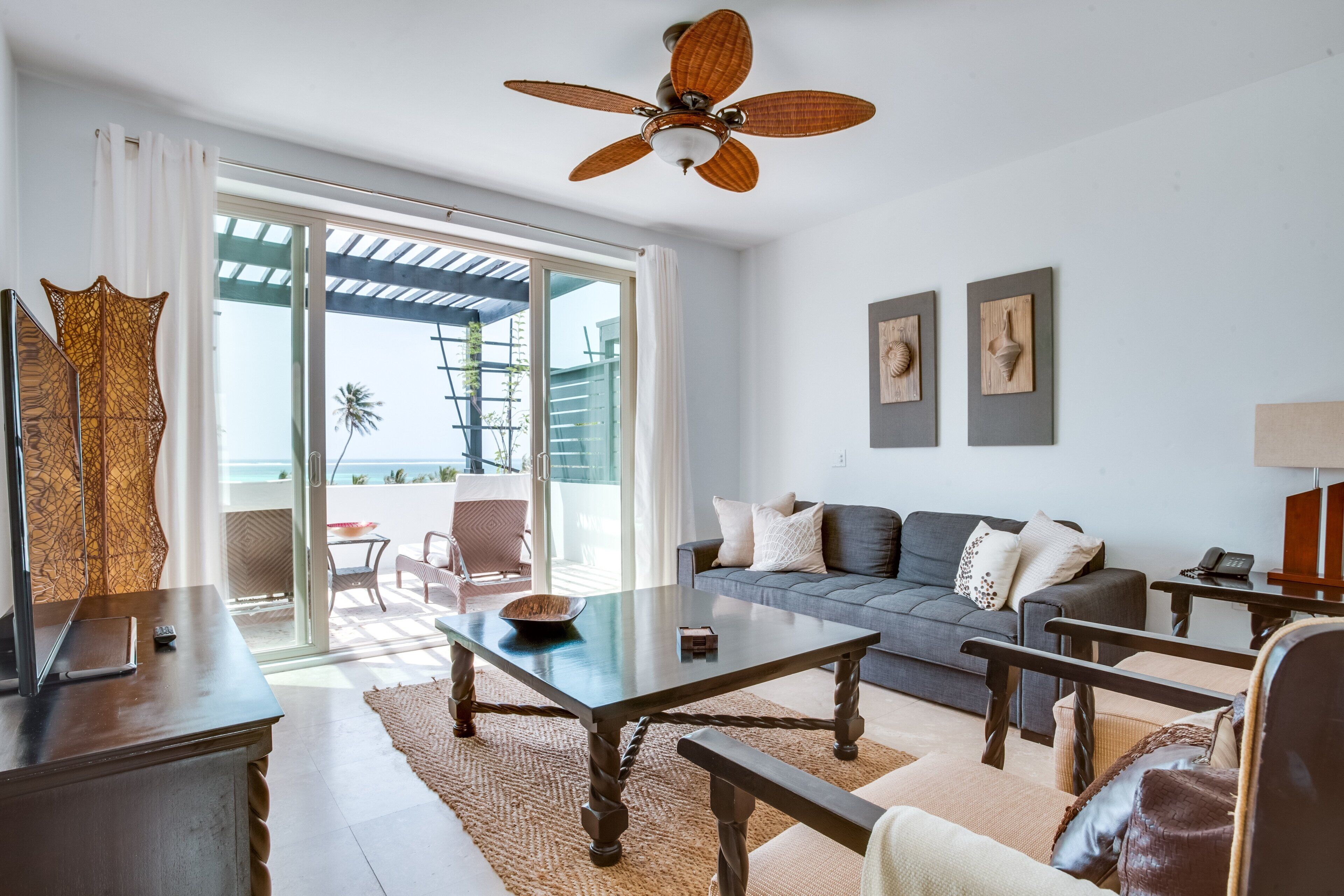 premium bedding, in-room safe, blackout curtains, soundproofing