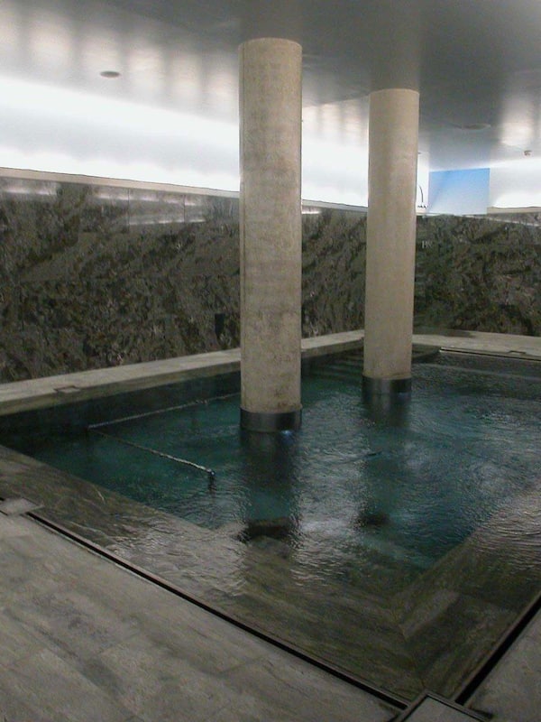 Indoor pool, pool loungers
