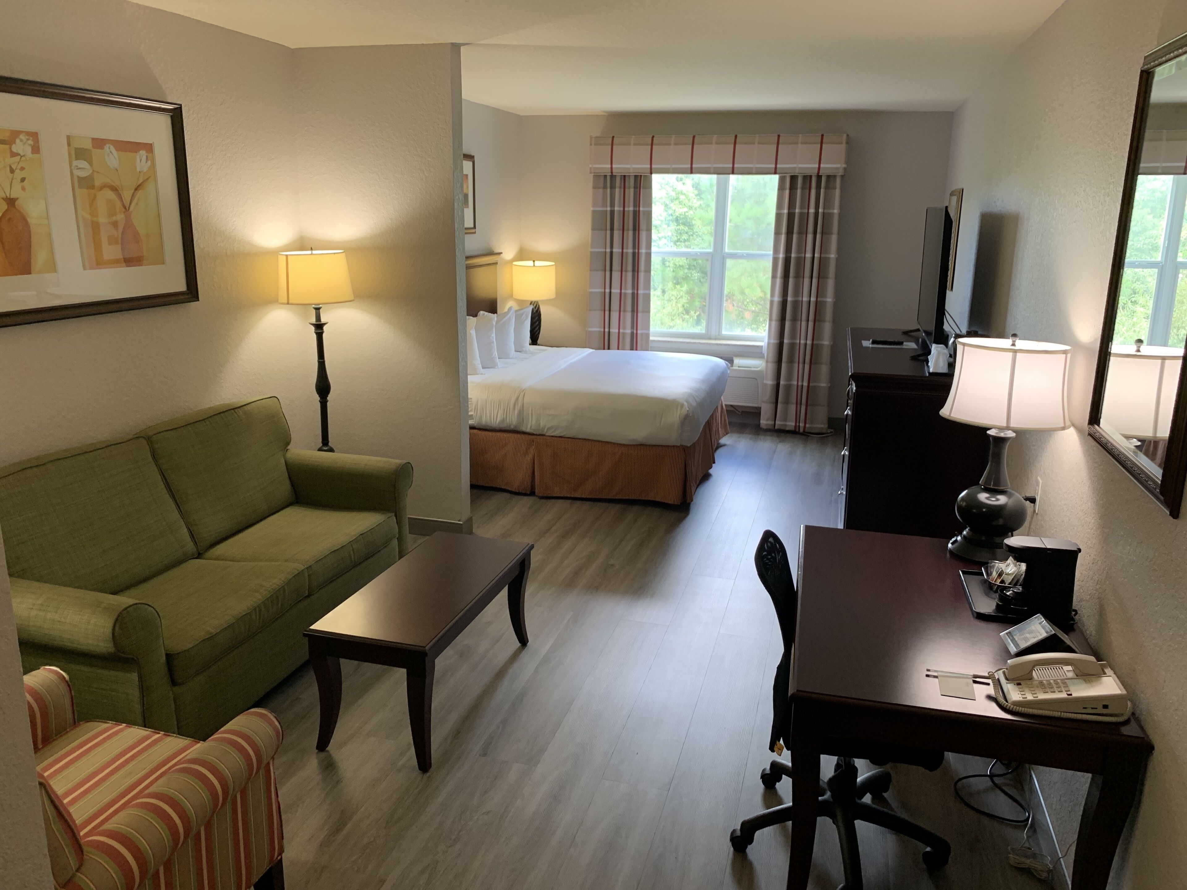 Photo - Country Inn & Suites by Radisson, Jacksonville West, FL
