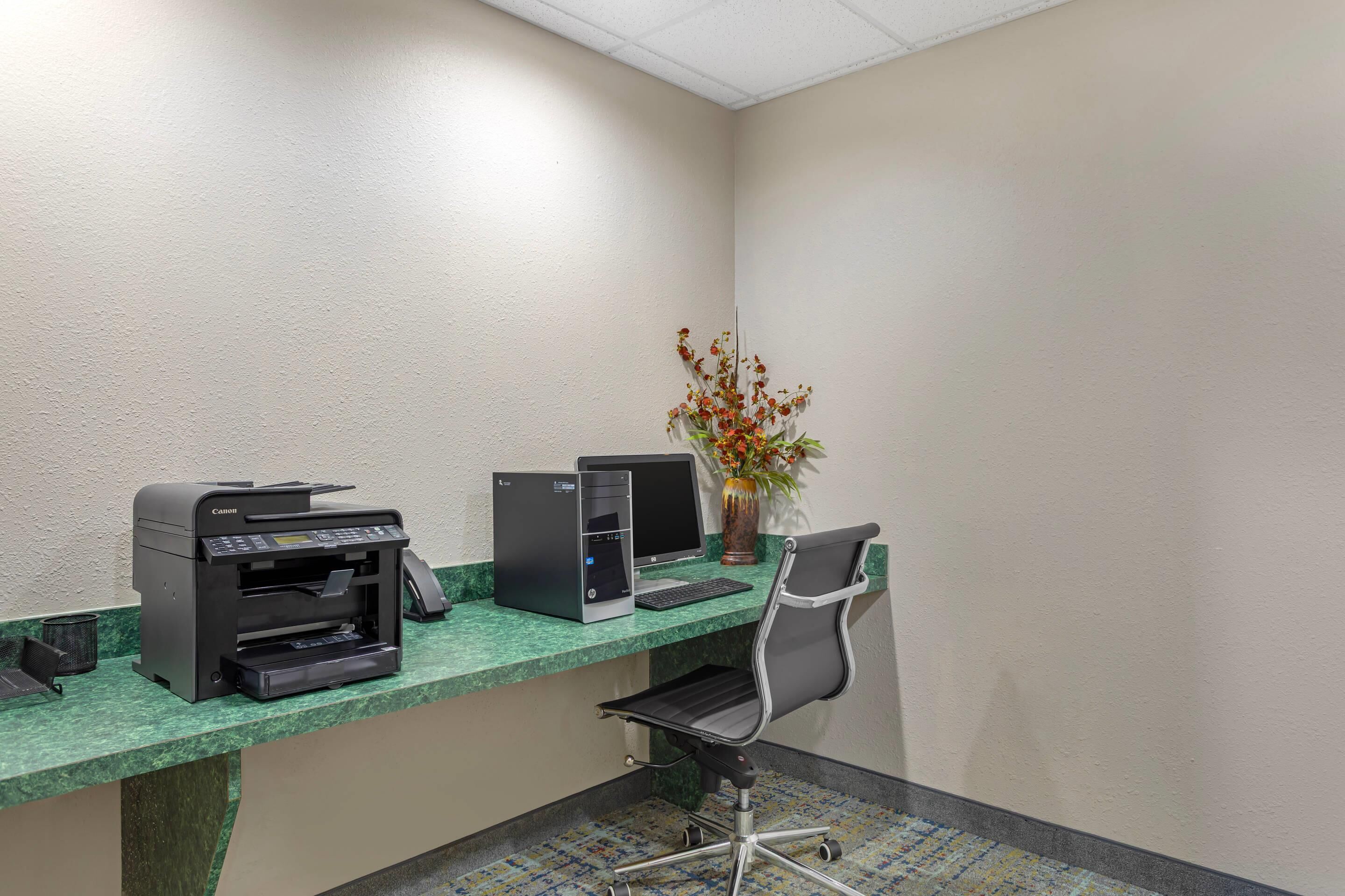 Photo - Country Inn & Suites by Radisson, Jacksonville West, FL