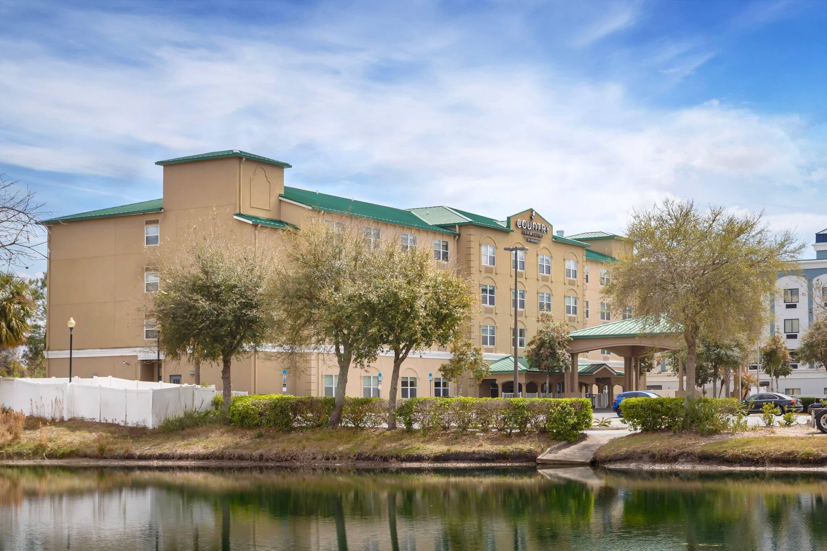 Photo - Country Inn & Suites by Radisson, Jacksonville West, FL