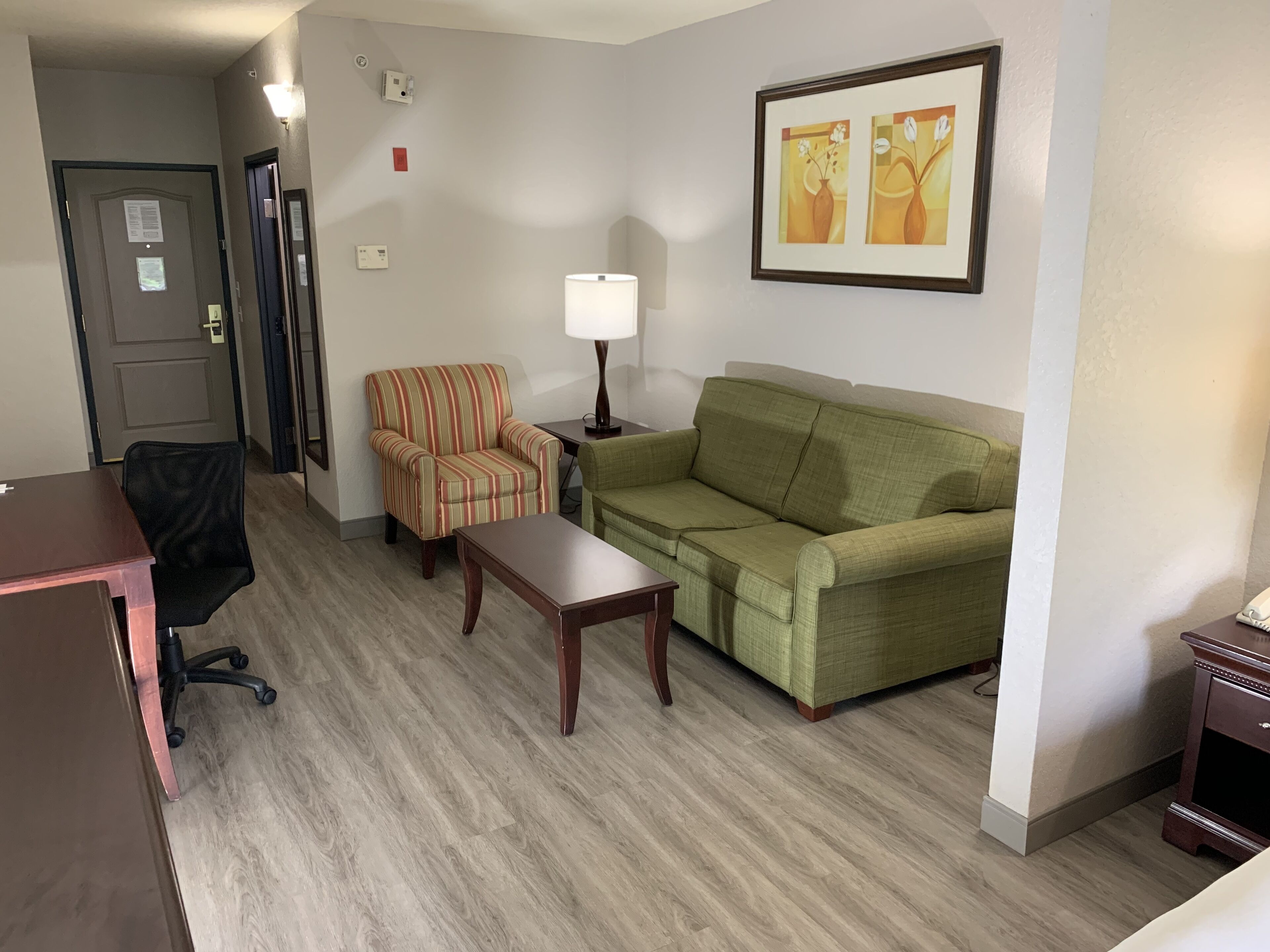 Photo - Country Inn & Suites by Radisson, Jacksonville West, FL
