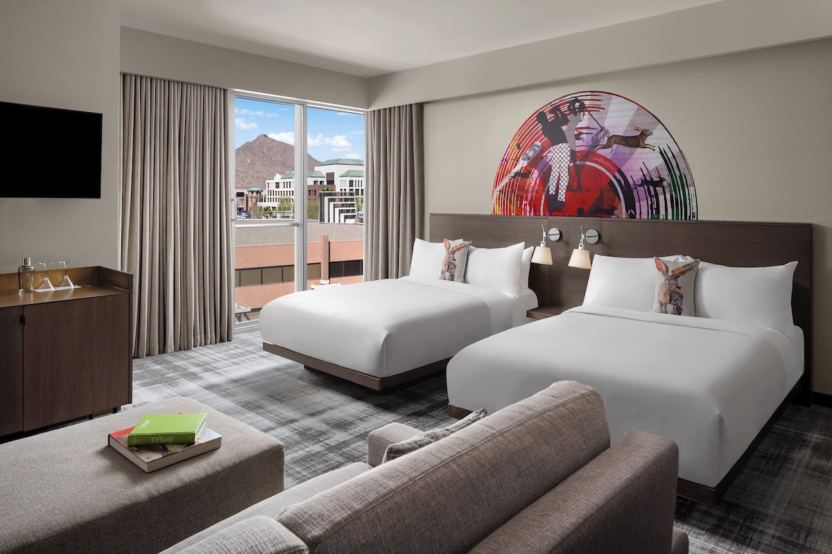 1 bedroom, premium bedding, minibar, in-room safe