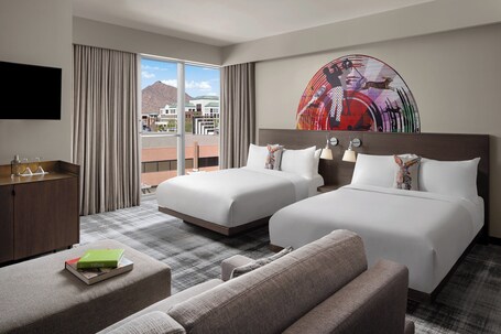 W Scottsdale - Image 35
