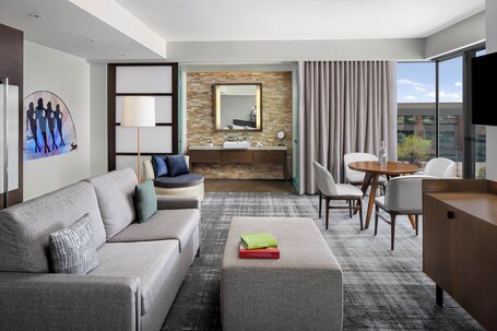 W Scottsdale - Image 23
