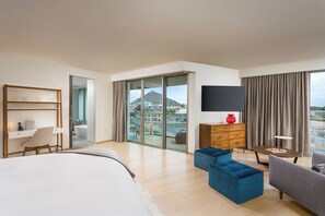 Suite, 2 Bedrooms | Premium bedding, minibar, in-room safe, desk - W Scottsdale (Scottsdale)