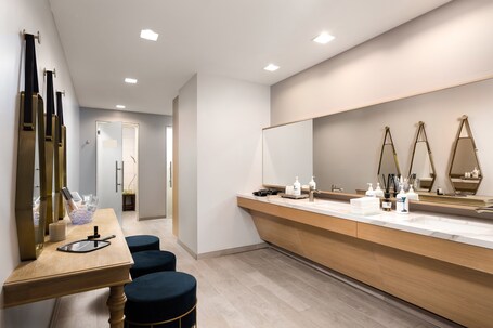 W Scottsdale - Image 45
