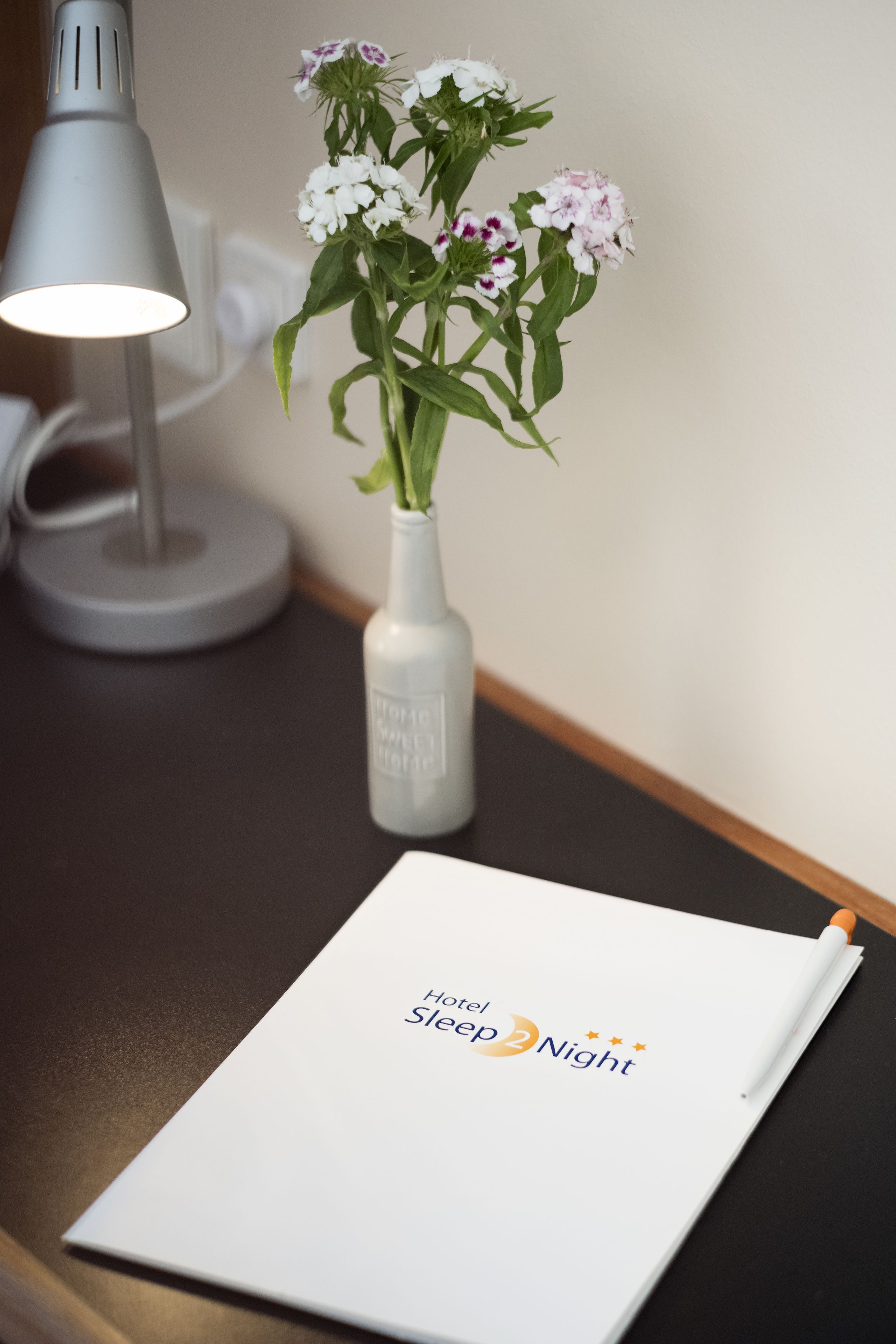 triple room | hypo-allergenic bedding, desk, free wifi, bed sheets