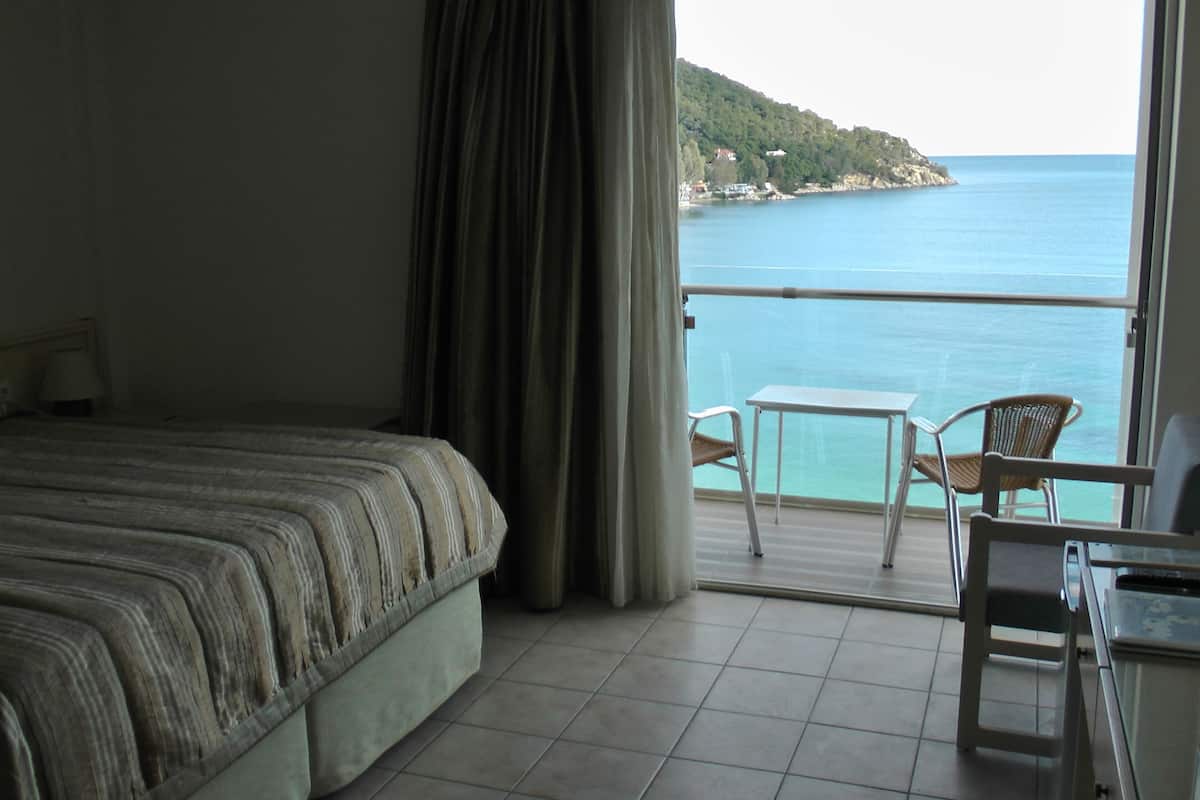 1 bedroom, egyptian cotton sheets, premium bedding, in-room safe