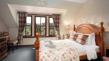 Premium Double Room | Individually decorated, individually furnished, blackout drapes