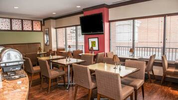 Daily full breakfast for a fee