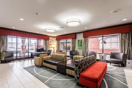 Holiday Inn Indianapolis Downtown, an IHG Hotel - Image 1