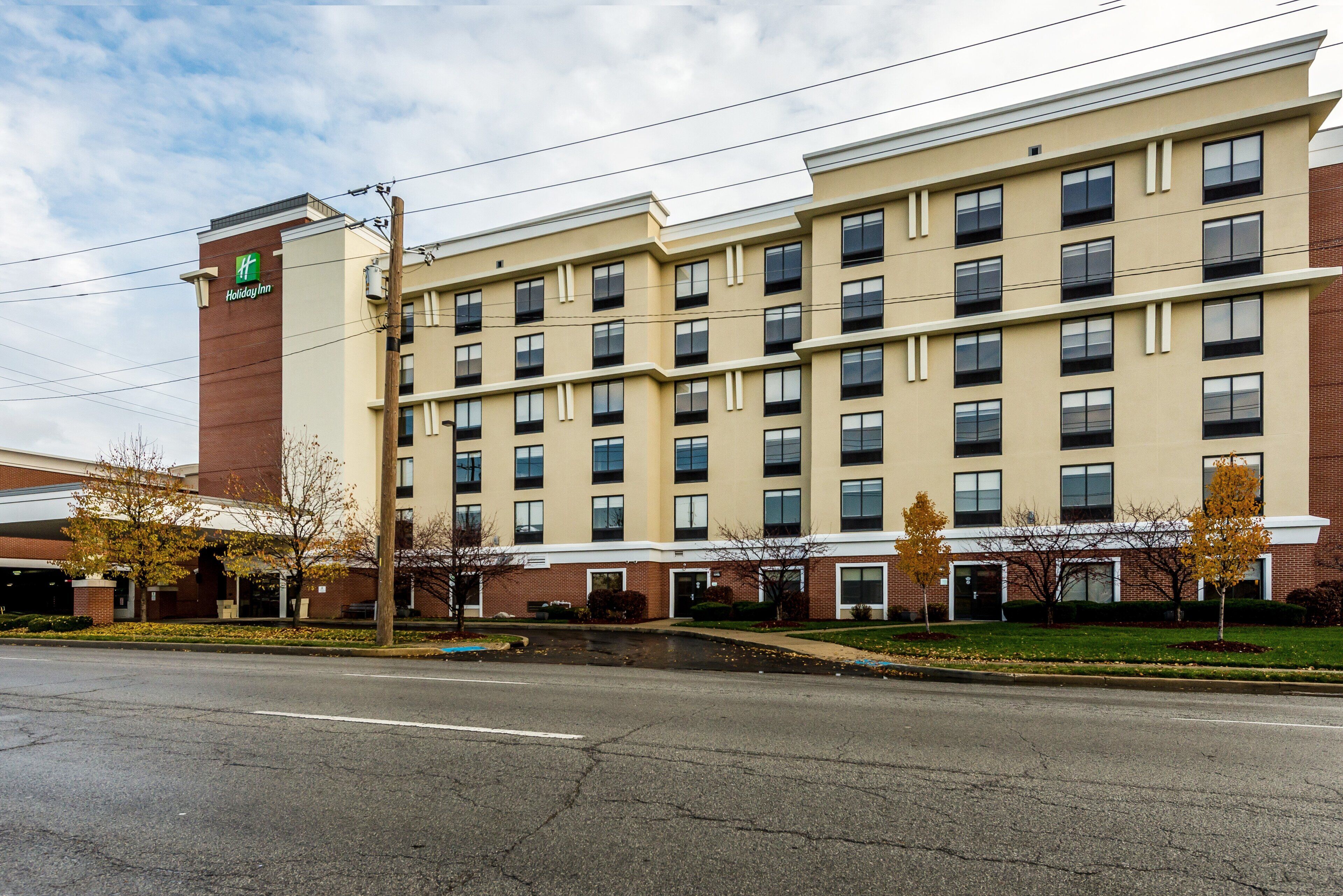 Photo - Holiday Inn - Indianapolis Downtown by IHG