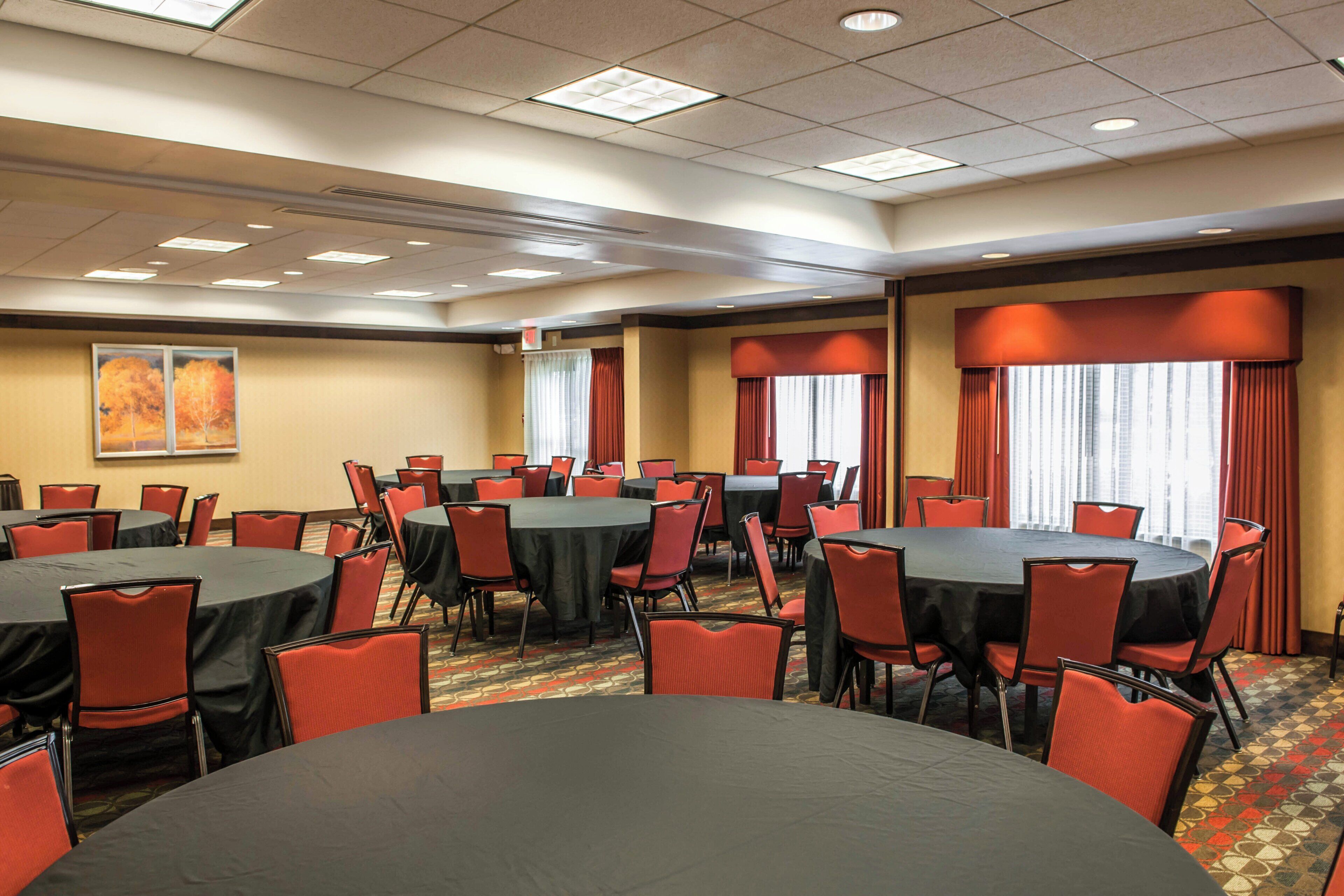 Photo - Holiday Inn - Indianapolis Downtown by IHG