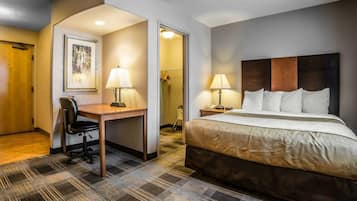Standard Room, 1 Queen Bed, Non Smoking | Desk, blackout curtains, iron/ironing board, free WiFi