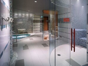 Spa, soins du corps, hydrothérapie, aromathérapie, exfoliation