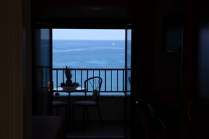 Superior Double or Twin Room, Partial Sea View | View from room