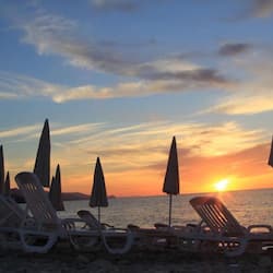 Private beach, sun-loungers, beach umbrellas, beach towels