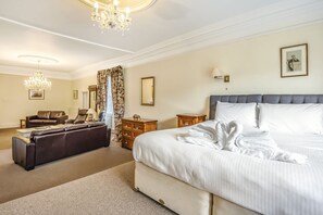 Grand Studio Suite | Desk, laptop workspace, iron/ironing board, free WiFi - Trehellas House Hotel and Courthouse Restaurant (Bodmin)