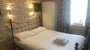 Desk, free WiFi, bed sheets