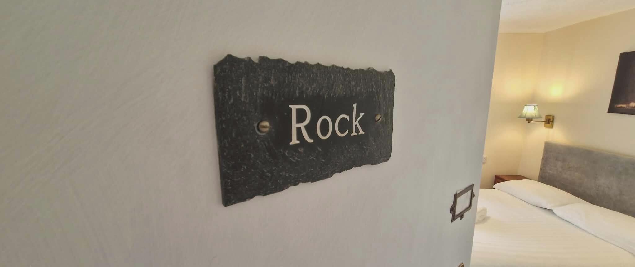 Cottage Double Room | Desk, laptop workspace, iron/ironing board, free WiFi