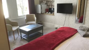 書桌、熨斗/熨衫板、免費 Wi-Fi、床單