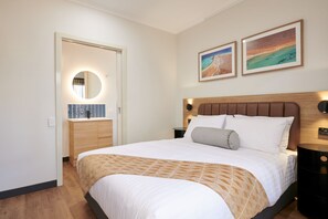 Deluxe Room | Desk, blackout drapes, iron/ironing board, free WiFi