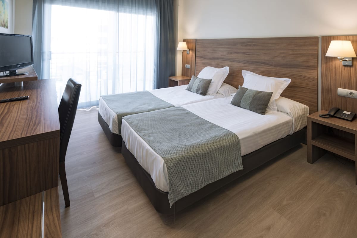 1 bedroom, minibar, in-room safe, desk