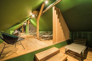 Sauna, Massageanwendungen
