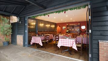 Esmorzar diari complet (15 GBP per persona)