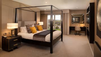 Suite de lujo | 1 habitación, escritorio, tabla de planchar con plancha y wifi gratis