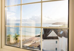 Deluxe Double Room, Ensuite, Sea View (with bath or shower)