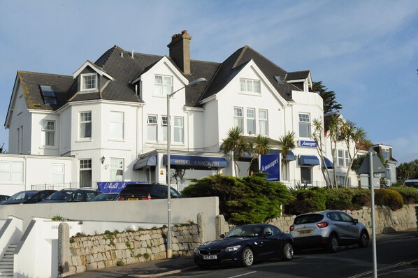 Exterior - Anacapri (Falmouth)