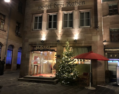 Esterni. Hotel Drei Raben