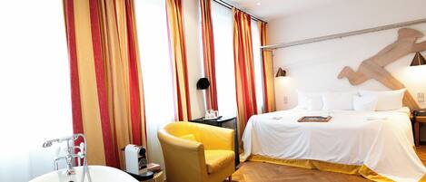 Junior Suite (for 2 people) | 1 bedroom, hypo-allergenic bedding, down comforters, minibar