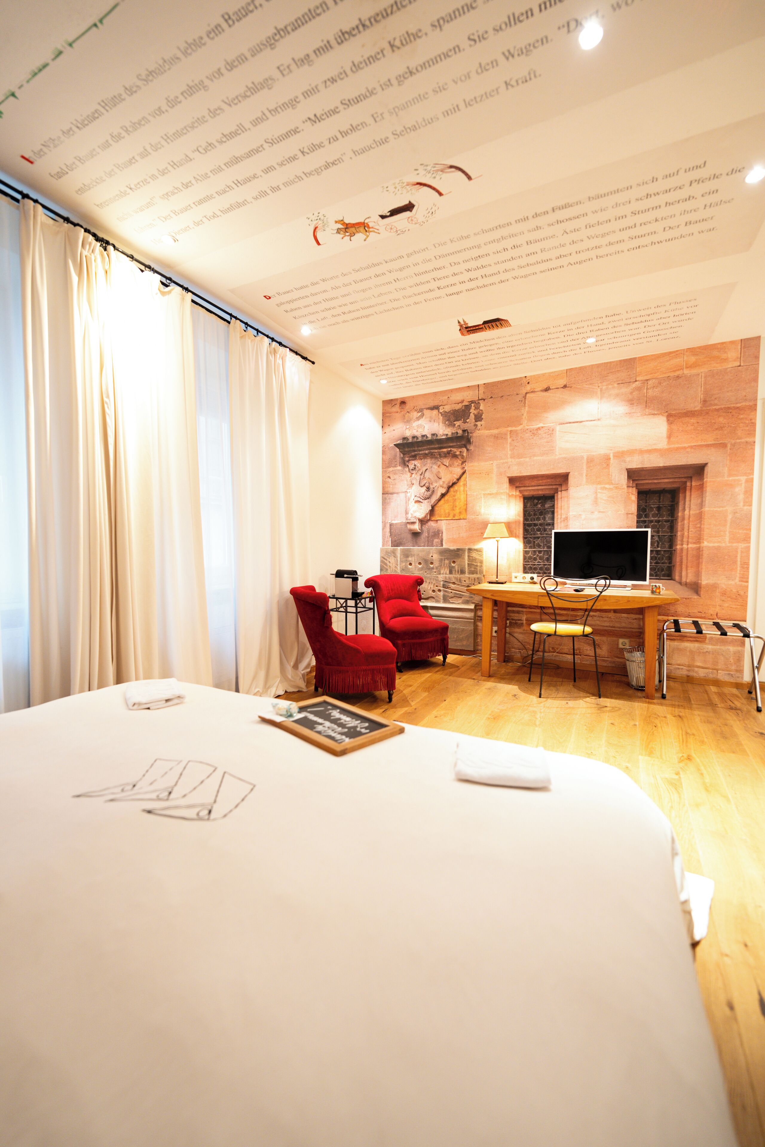 Allergikerbettwaren, Daunenbettdecken, Minibar, Zimmersafe