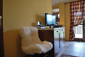 저자극성 침구, 오리/거위털 이불, 무료 WiFi, 침대 시트