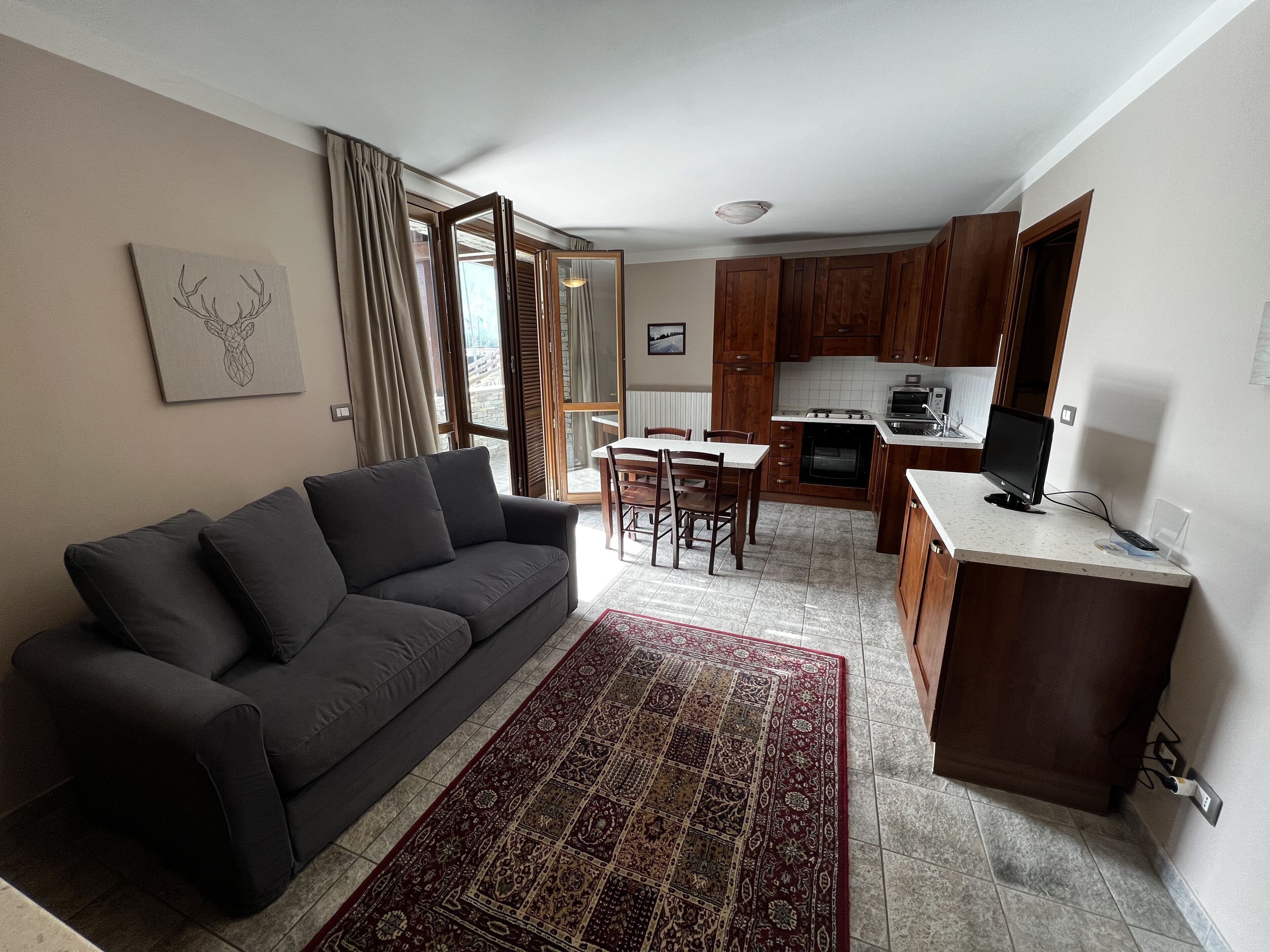 Standard Apartment, 1 Bedroom (4 people) | Living area