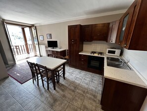 Two bedroom apartment with balcony and mountain view | Living area | LCD TV, pay movies - Chalet Edelweiss (Sestriere)