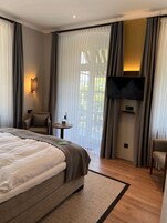 Comfort Double Room with Balcony and River View