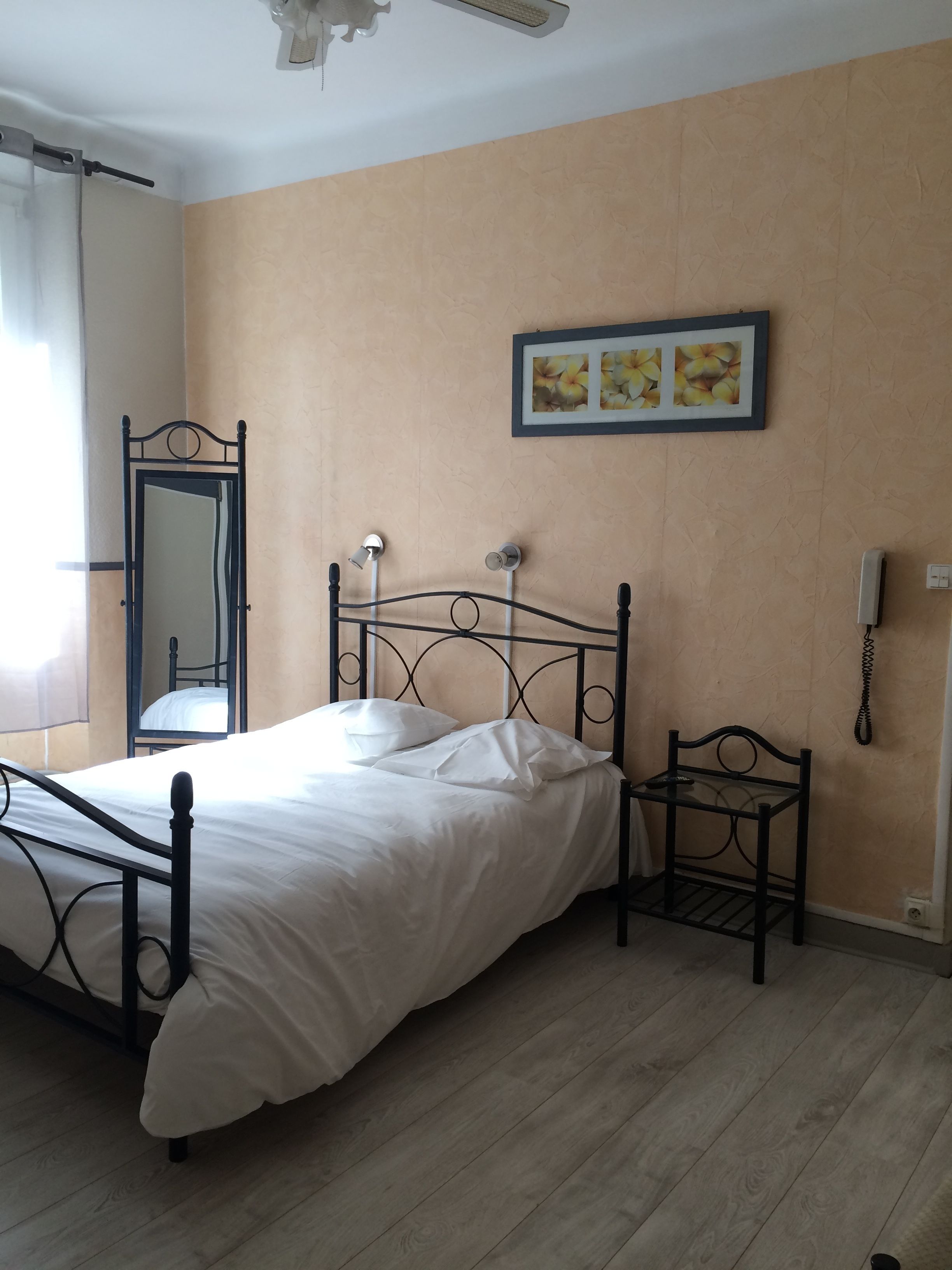 Foto - Au Royal Hotel