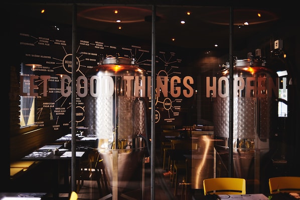 2 Restaurants; Frühstück, Mittagessen und Abendessen werden serviert