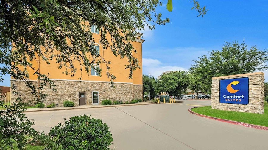Comfort Suites Plano - Dallas North