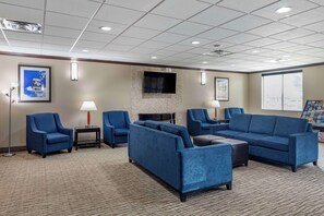 Lobby - Comfort Suites Plano - Dallas North (Plano)