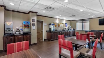 Free daily buffet breakfast