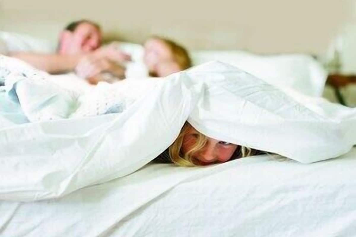 Premium bedding, desk, blackout curtains, iron/ironing board